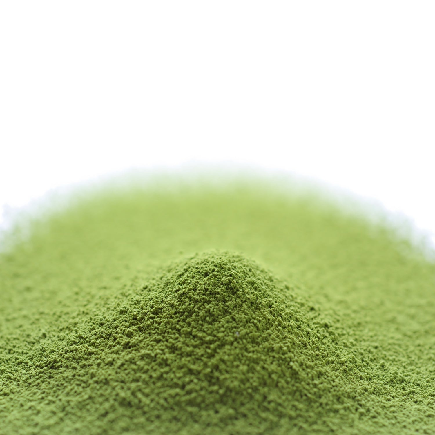 鮮やかな抹茶色の粉末です